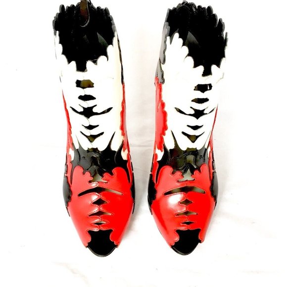 Alexander McQueen Lotus Flower Appliqué Peep- Toe Bootie Leather Red Black 41 - Picture 6 of 9